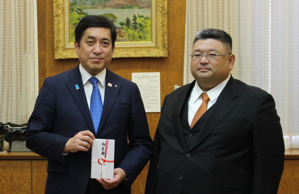 塩田県知事、弊社社長
荒武